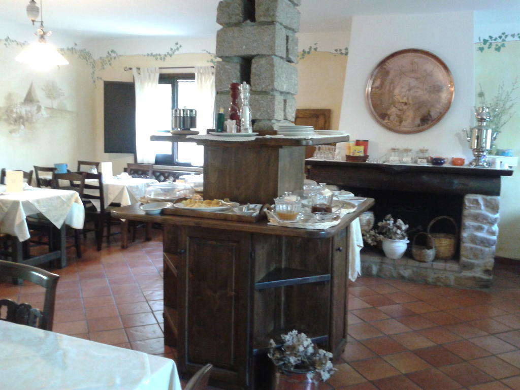 Agriturismo Il Muto Di Gallura Aggius Екстериор снимка
