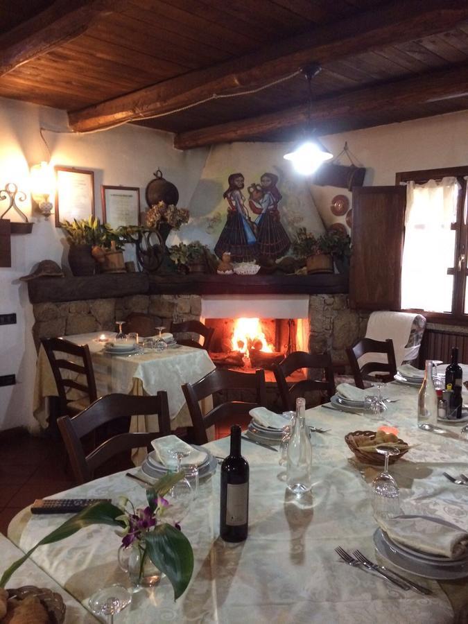 Agriturismo Il Muto Di Gallura Aggius Екстериор снимка